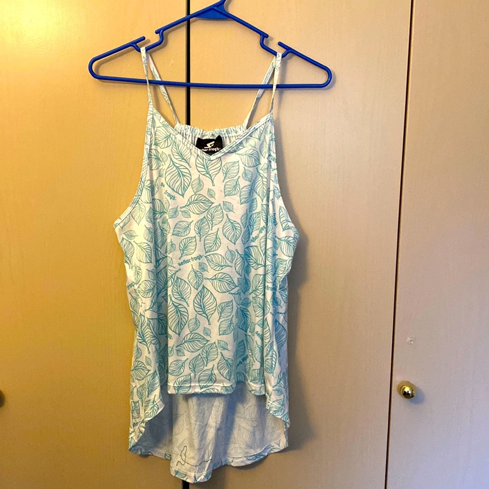 Medium Señor Frogs women’s loose fitting tank top